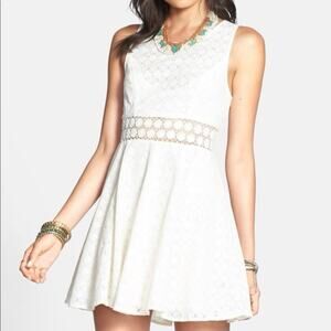 Free People Cream Eyelet Sheer Daisy Waist Floral Sleeveless Mini Dress Size 8